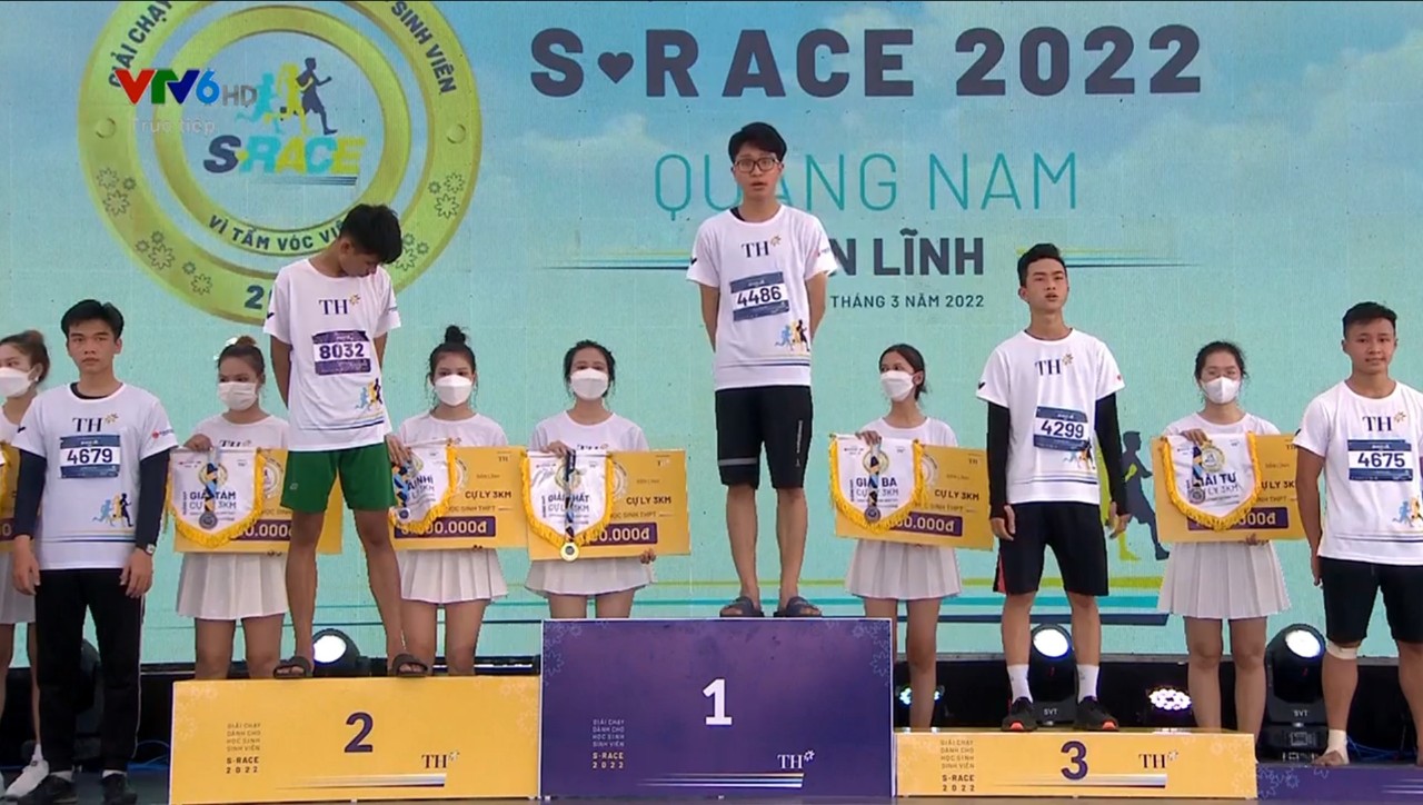 ẢNH 2- TỔ CHỨC HĐ RÈN LUYỆN THỂ LỰC