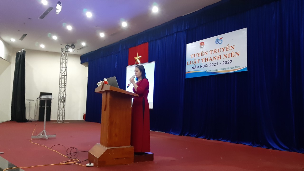 ẢNH 2- T. TRUYỀN LUẬT TN