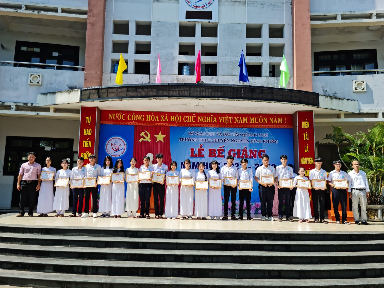 anh 1- to chuc t.duong hs 3 tot