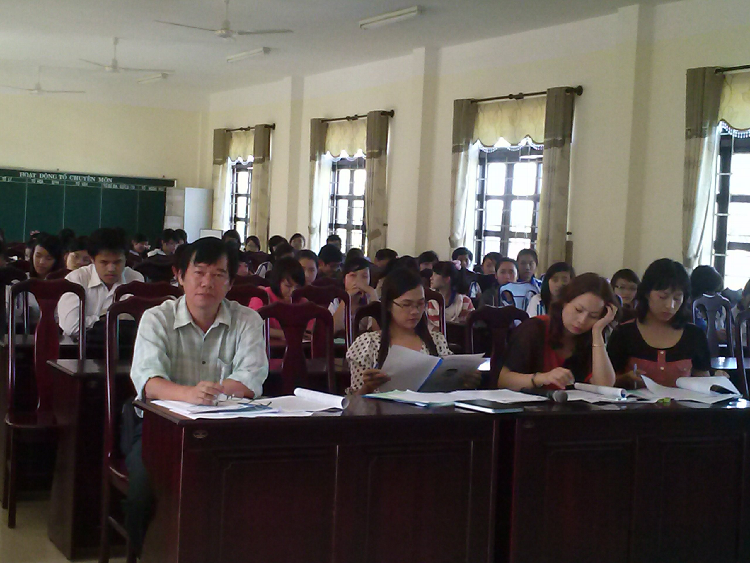 2_V_tr_mt_tin_-_nhng_ngi_mu_ca_t_Ng_vn