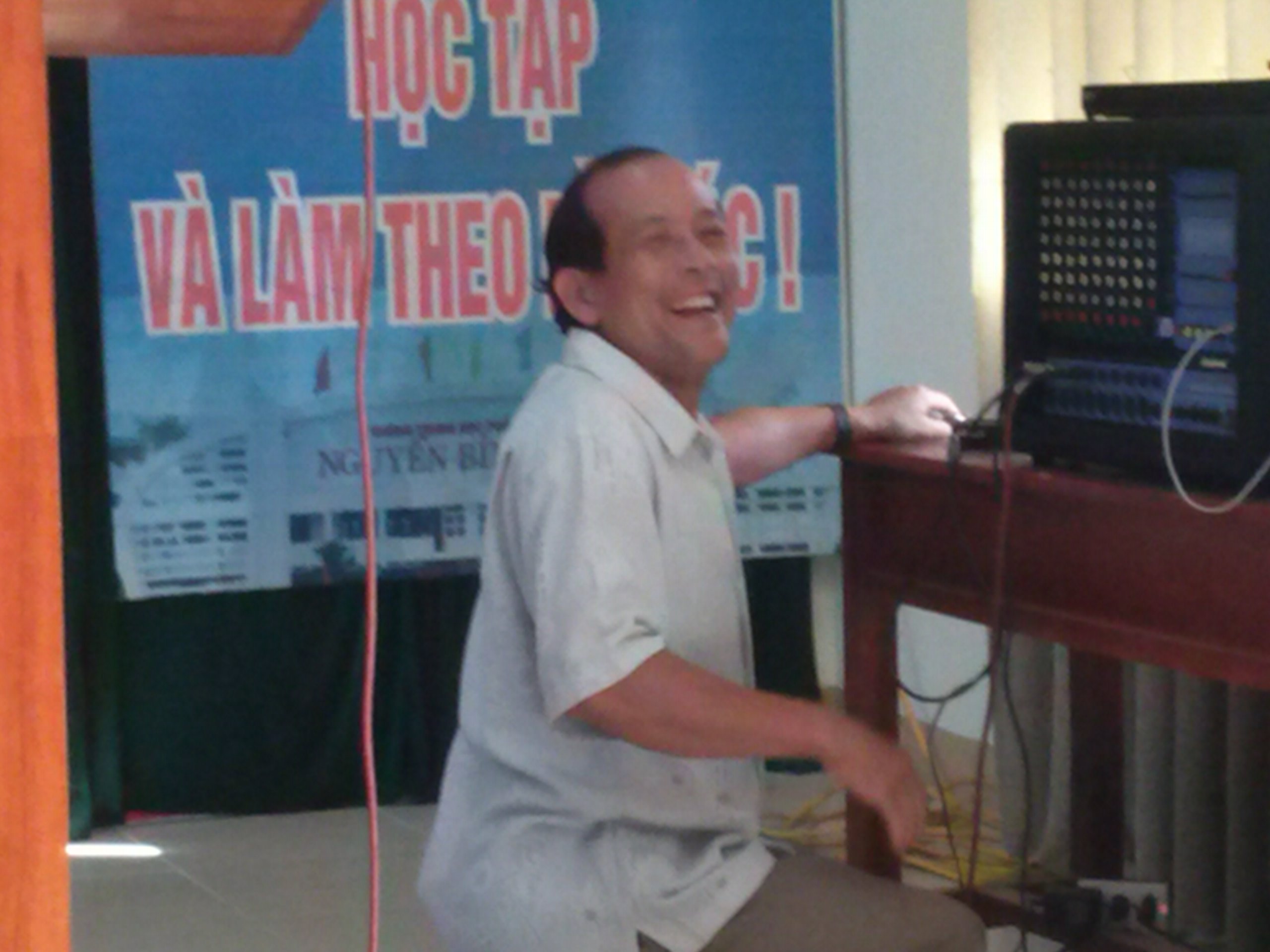 7_Ch_Chng_nhit_tnh_phc_v_m_thanh_nh_sng_cho_hi_thi